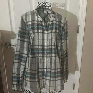 Ladies buttoned up top